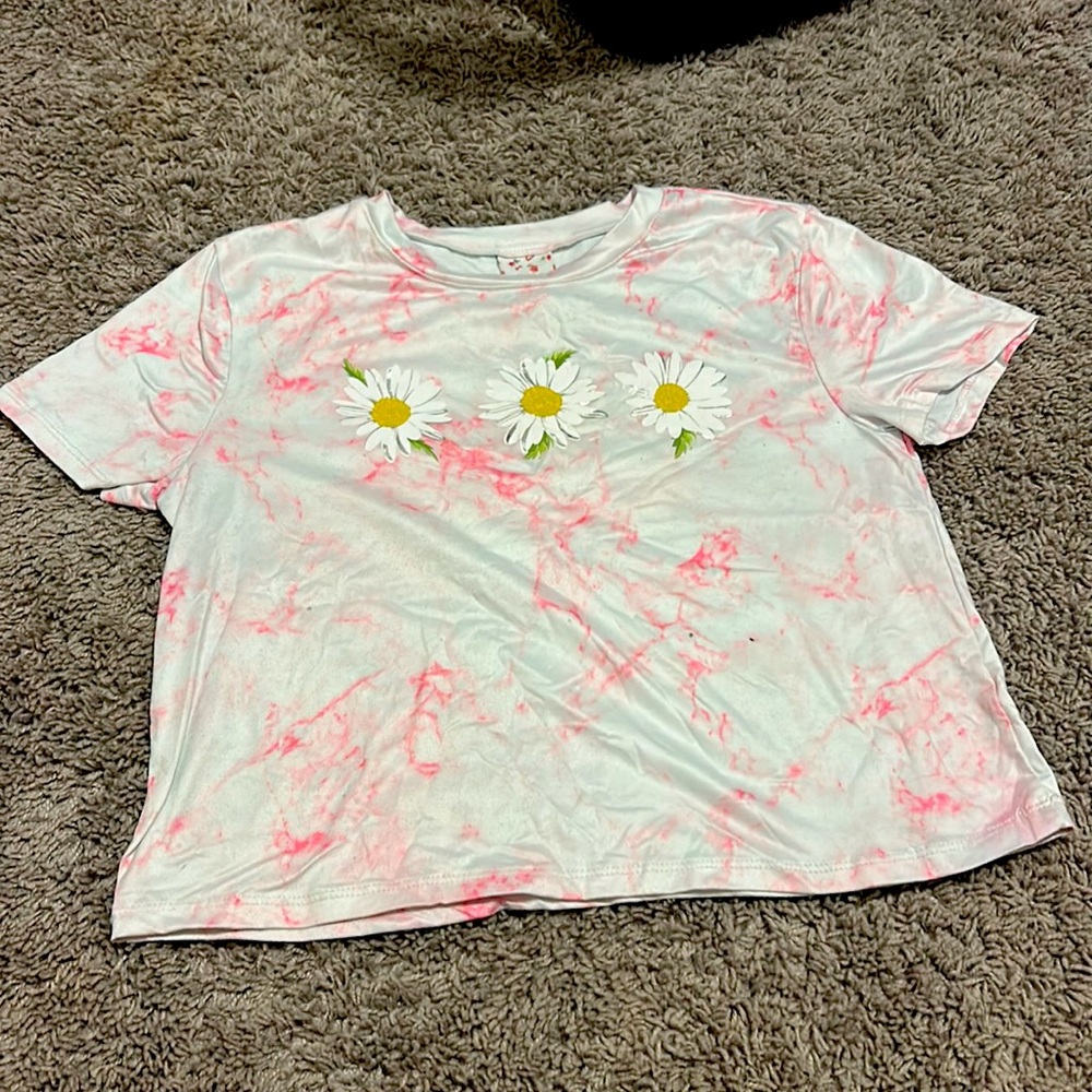 Boxy pink and white tie dye tee.
